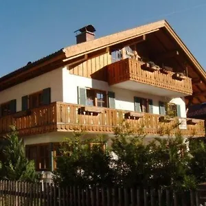 Alpenfreund Mittenwald